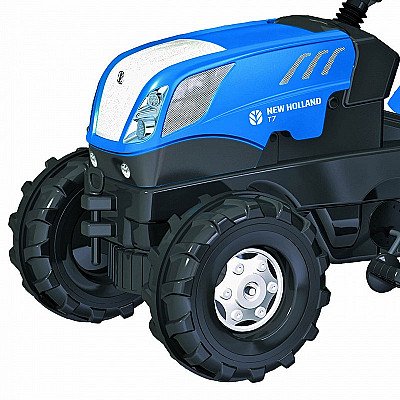 New Holland Farmtrac pieminēja zilo traktoru