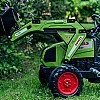 Falk pedāļu traktors ar kausu un piekabi Green Claas